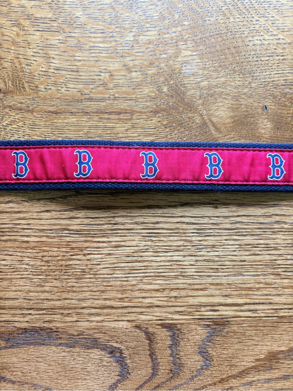 Vineyard Vines Boston Red Sox Red and Navy Belt with Brass Buckle- mens 30 waist - Picture 13 of 13